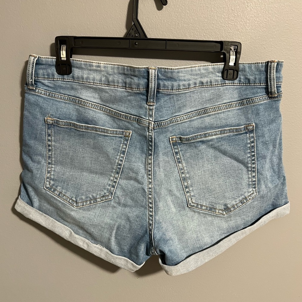 Jean Shorts - Picture 2 of 4